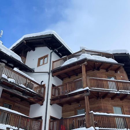 ラ・トゥイール Ltホーシズ＆ドリームズ Bed & Breakfast エクステリア 写真
