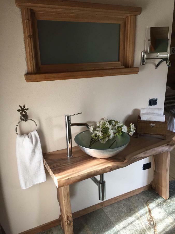 ラ・トゥイール Ltホーシズ＆ドリームズ Bed & Breakfast エクステリア 写真