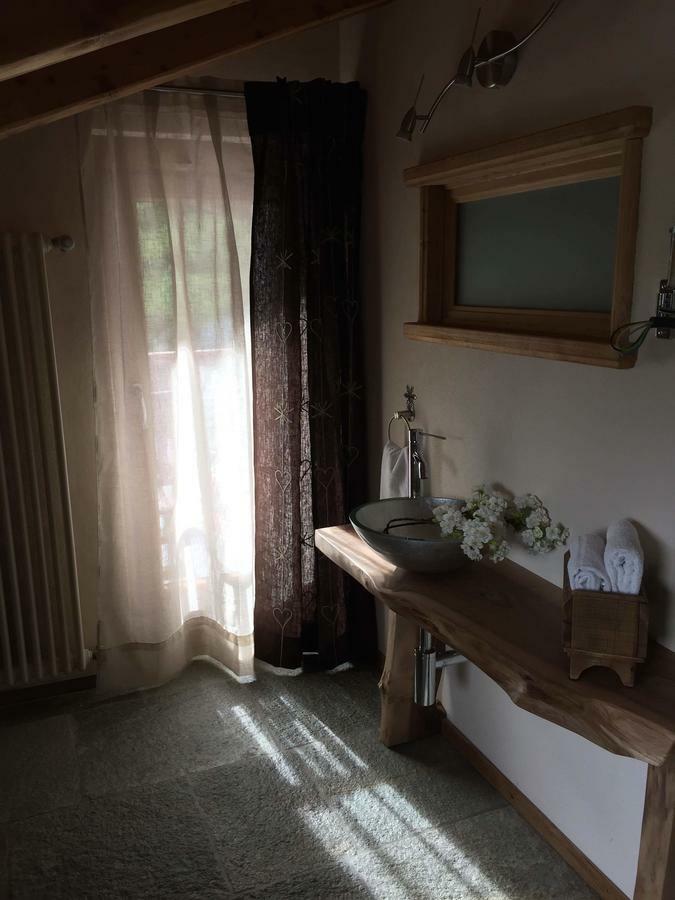 ラ・トゥイール Ltホーシズ＆ドリームズ Bed & Breakfast エクステリア 写真