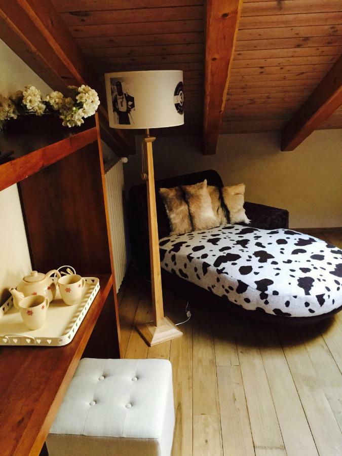 ラ・トゥイール Ltホーシズ＆ドリームズ Bed & Breakfast エクステリア 写真